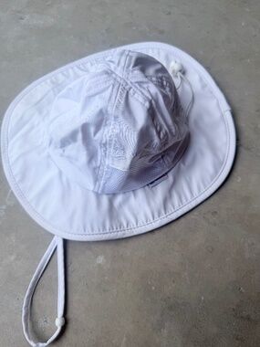 Baby Wide Brim Sun Hat "Fun Sun Day Play Hat" - White